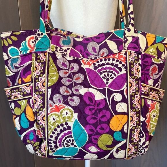 VERA BRADLEY Shoulder Bag Tote Plum Crazy Medium - Picture 2 of 9